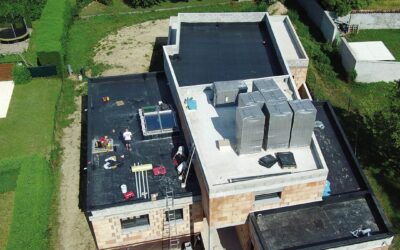 Pose d’étanchéité EPDM sur une maison en construction à La Tour du Pin (38)